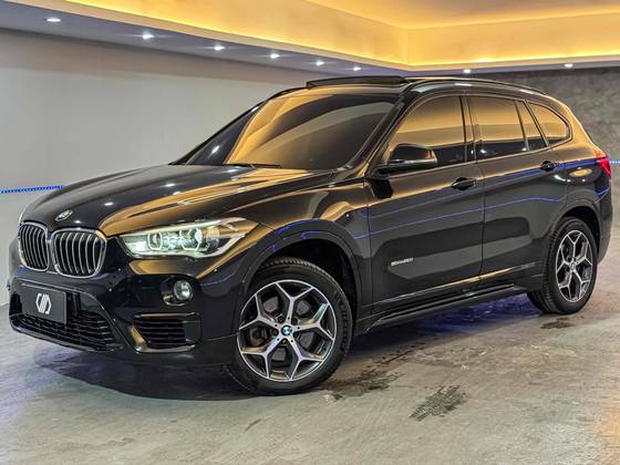 BMW X1 2.0 16V TURBO ACTIVEFLEX SDRIVE20I X-LINE 4P AUTOMÁTICO BMW X1 2.0 16V TURBO ACTIVEFLEX SDRIVE20I X-LINE 4P AUTOMÁTICO
